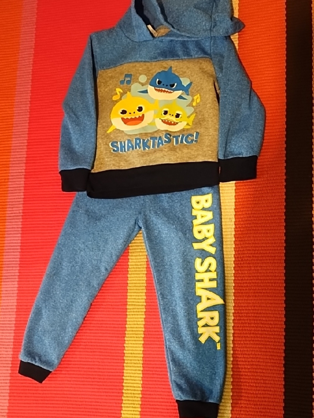 Baby Shark Kids Blue Hooded Matching Set - Baby Shark EUC 4T.